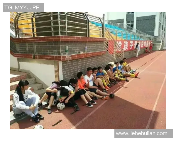 与篮球队哥哥一起追逐梦想的青春岁月与成长故事 与篮球队哥哥一起追逐梦想的青春岁月与成长故事