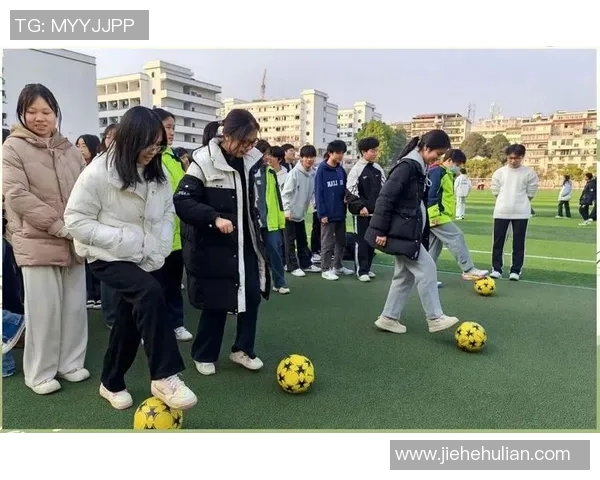 天津市校园足球发展现状与未来展望促进青少年全面素质提升的路径探讨 天津市校园足球发展现状与未来展望促进青少年全面素质提升的路径探讨